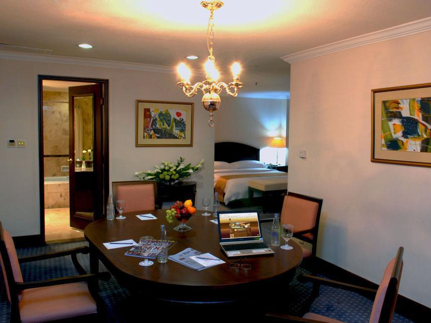 Hotel The Acacia 4*